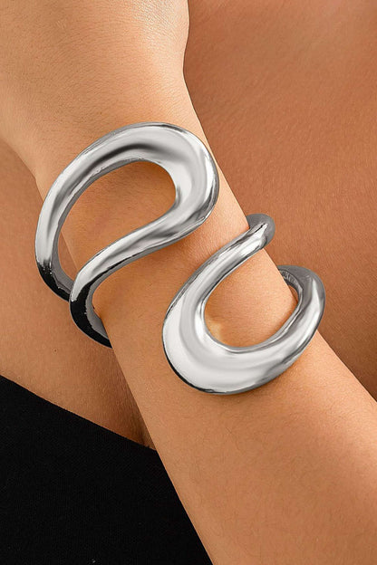 Geometrischer Ausschnitt Armband